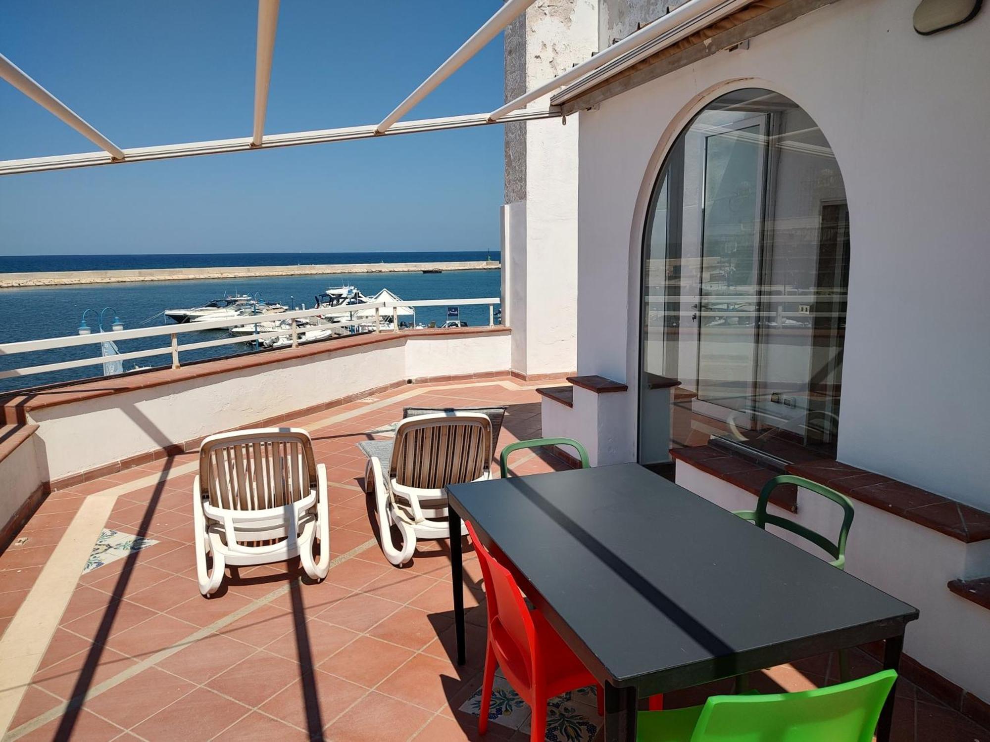 Fronte Del Mare - Seafront Terrace Villa Villanova di Ostuni Eksteriør billede